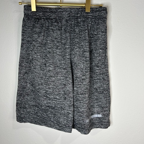 Liberty Pro Boys Athletic Shorts Youth Medium Gray Performance Activewear - Picture 2 of 4